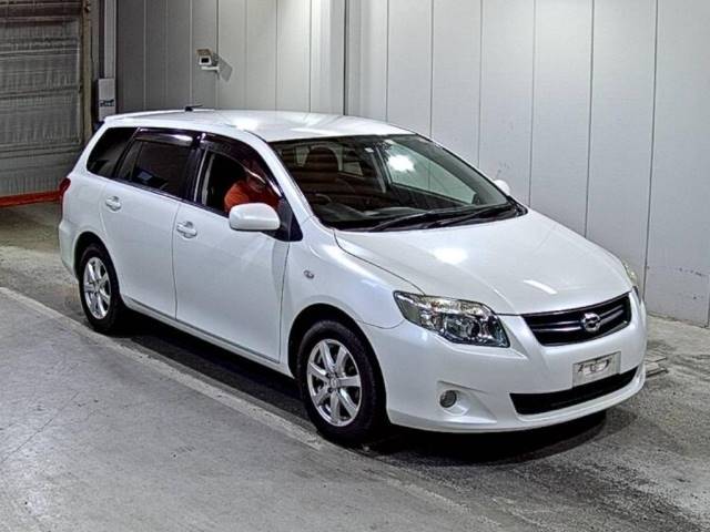 7067 TOYOTA COROLLA FIELDER NZE141G 2011 г. (LAA Shikoku)